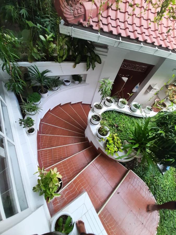 Sunkiss Villa By Yogya Tropicana Yogyakarta Exterior photo